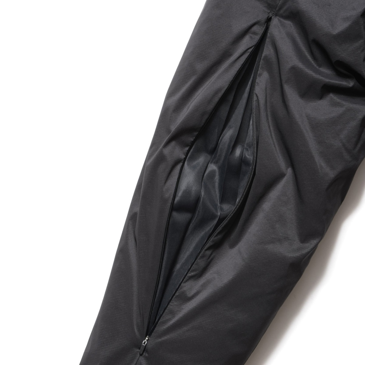 F.C.Real Bristol / VENTILATION PUFFER JACKET (Black)